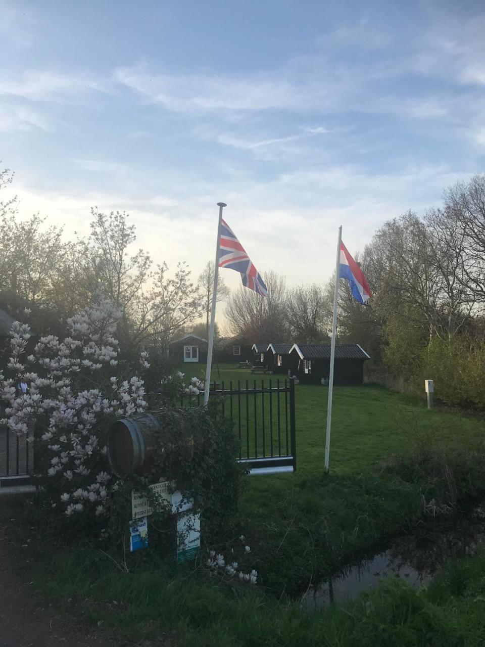 Camping De Oude Rijn Ter Aar Bagian luar foto